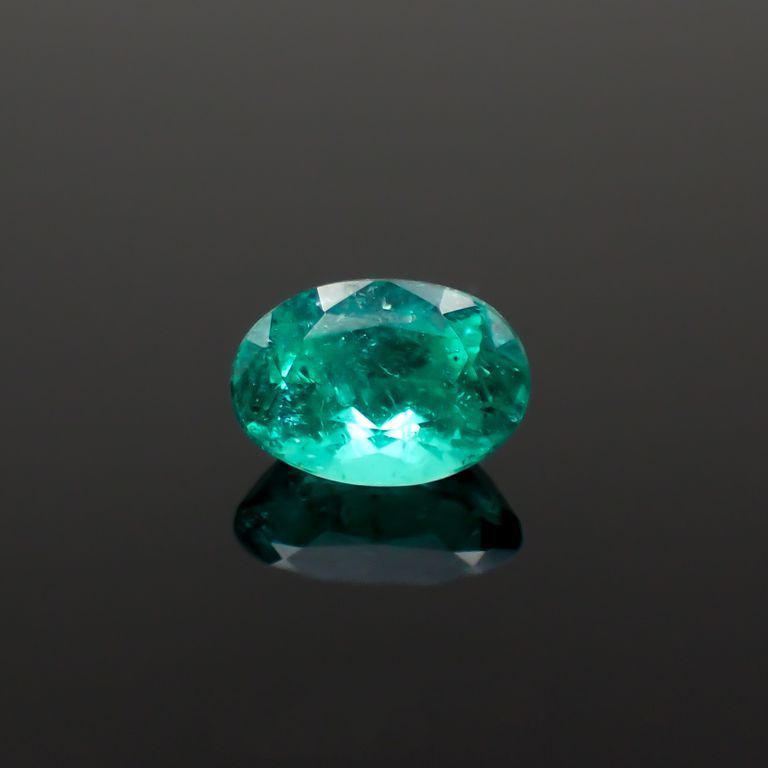 パライバトルマリン ブラジル産 0.72ct[221018792]6.6x4.5mm前後