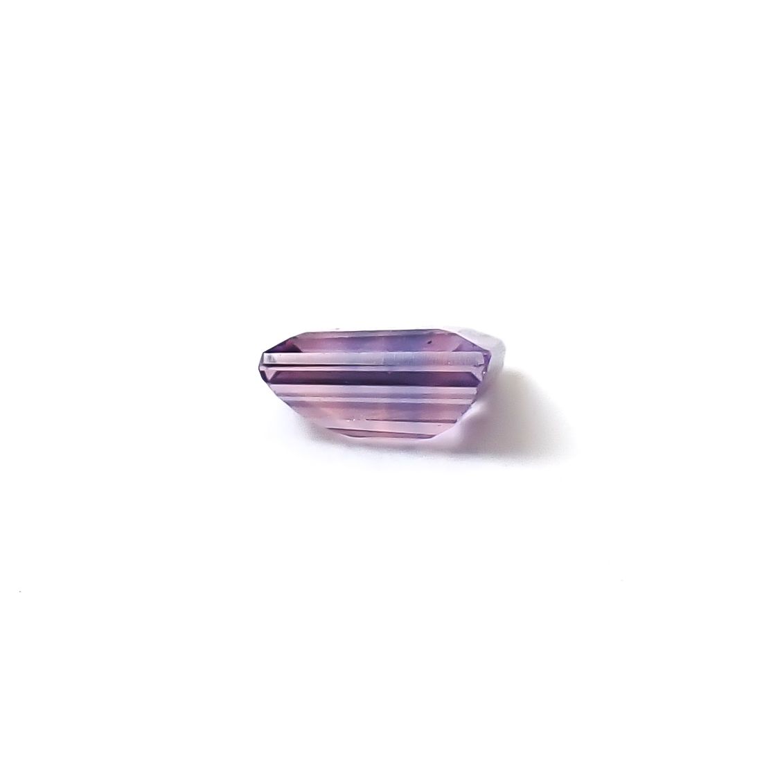 ウィンザーサファイア タンザニア・ウィンザー産 0.11ct / 3.1x2.3mm前後 [260532142]