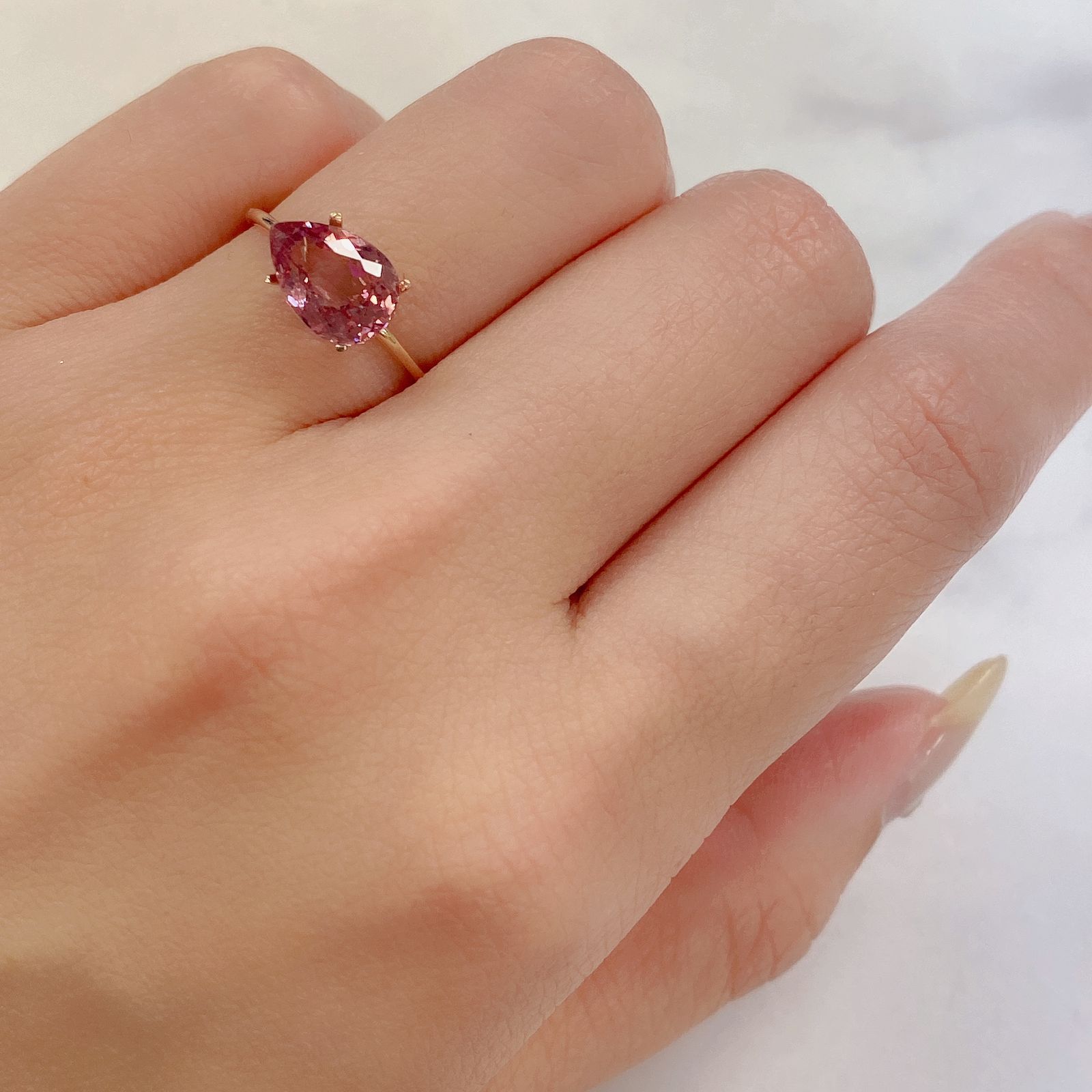 マラヤガーネット(宝石名アルマンディン スペサルティン パイロープ・ガーネット) タンザニア産 2.333ct ソ付(彩珠)[210711880]9.6×6.8mm前後