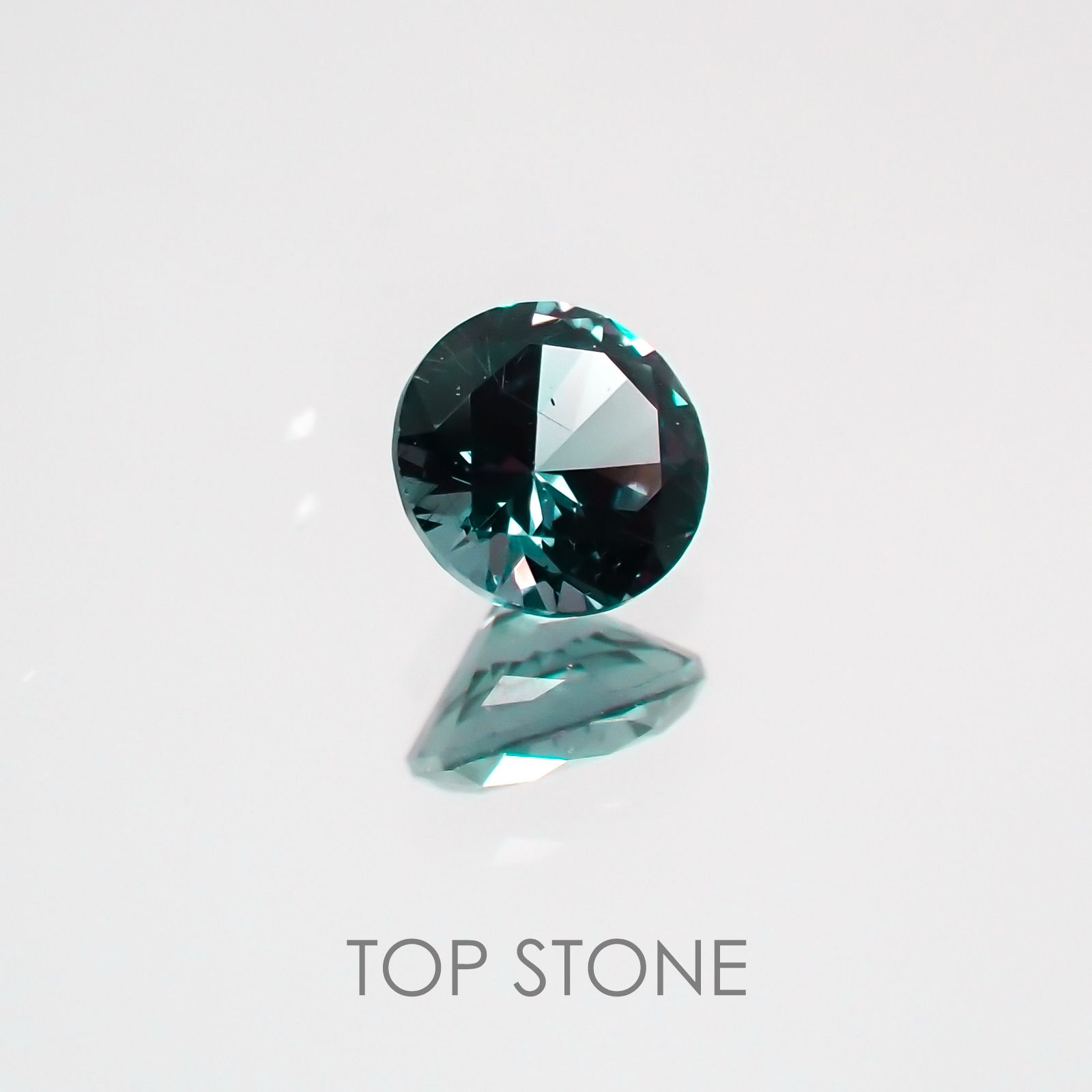カラーチェンジガーネット(アレキタイプ) マダガスカル・ベキリー産 ルース 0.144ct[21029481]3.3×3.3mm前後