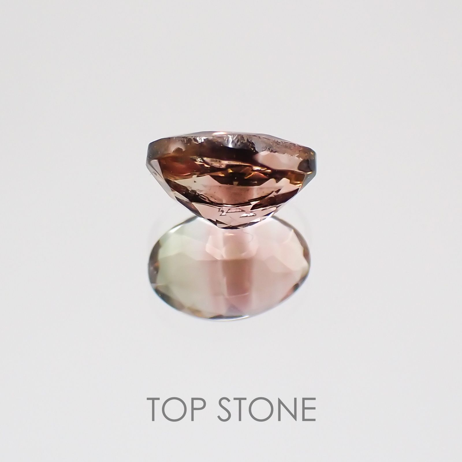 バイカラートルマリン ブラジル産 ルース 0.56ct[21019008]5.9×4mm前後