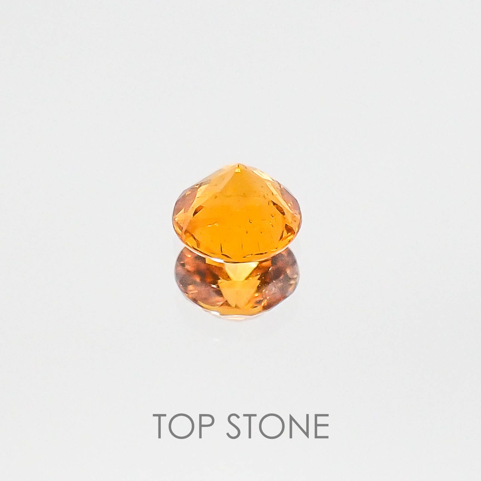 スペサルティンガーネット マンダリンオレンジカラー(宝石名スペサルティン・ガーネット) ケニア産 0.33ct 識別済[20084400]3.9×3.9mm前後