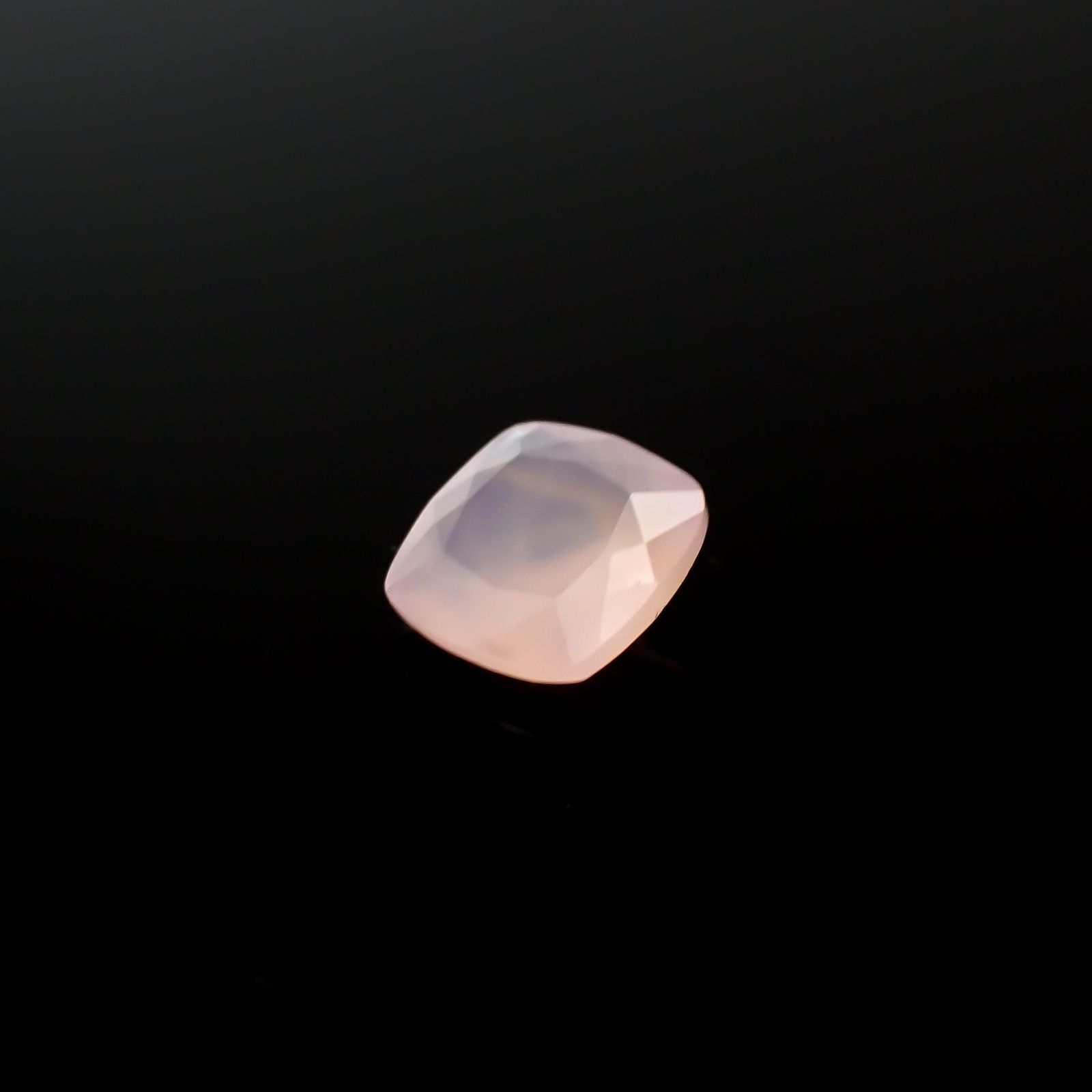 ピンクスミソナイト メキシコ産 0.99ct[240527546]6.1x6mm前後