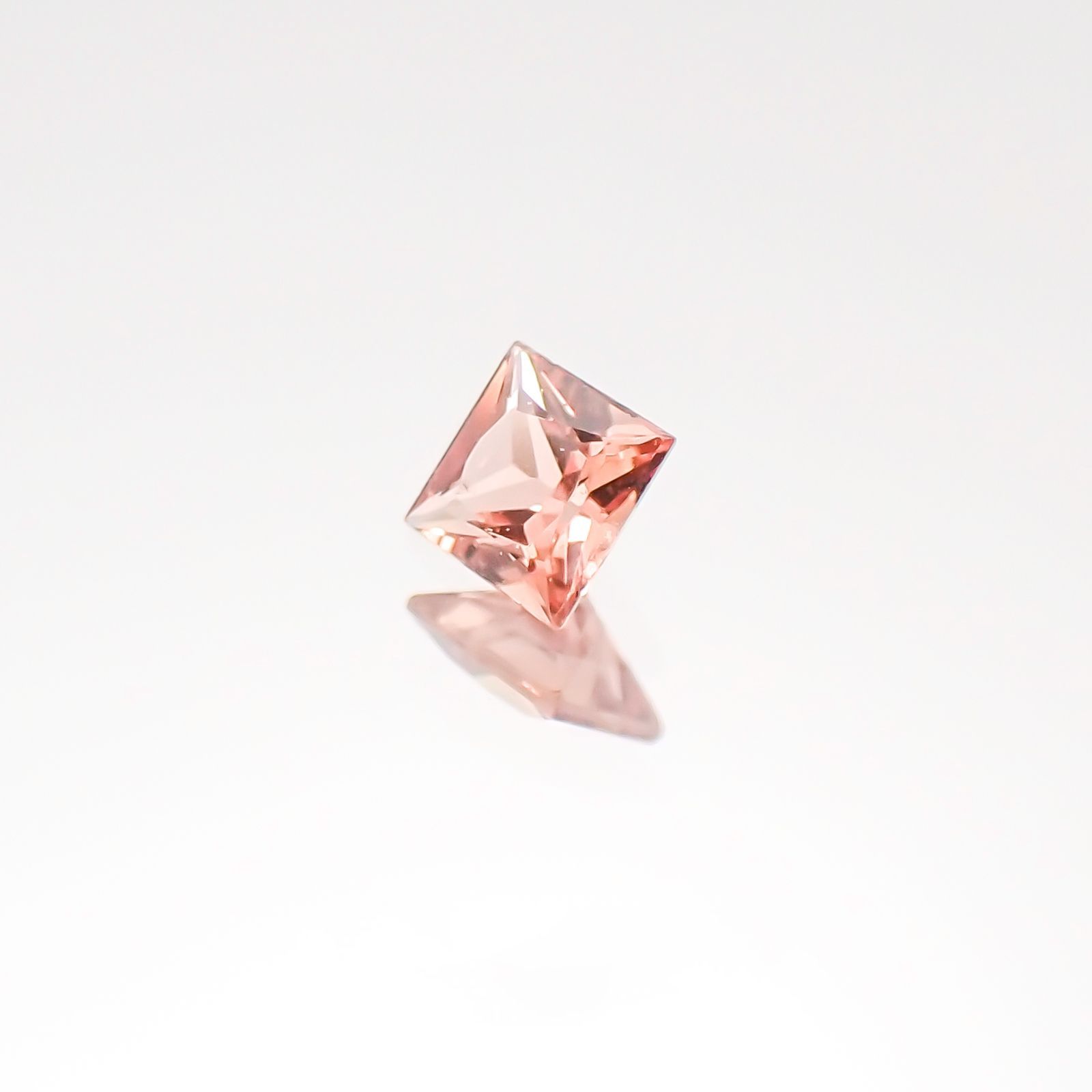 ◇プリンセスカット◇パパラチャサファイア スリランカ産 ルース 0.11ct ソーティング付き[20106953]2.66×2.65mm前後