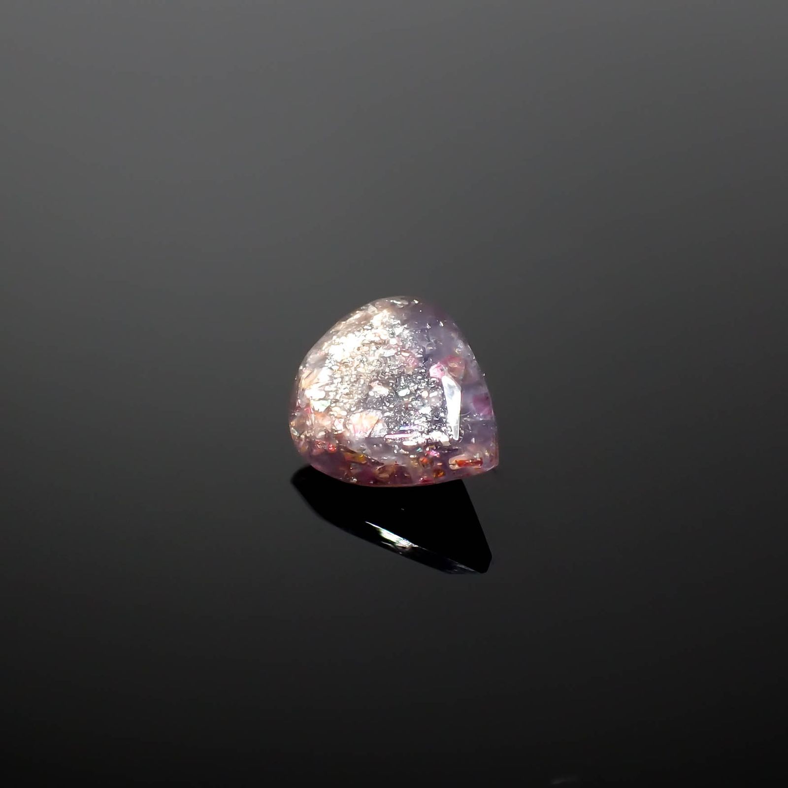 ブラッドショットアイオライト インド産 2.61ct[240125375]10.9x8.9mm前後