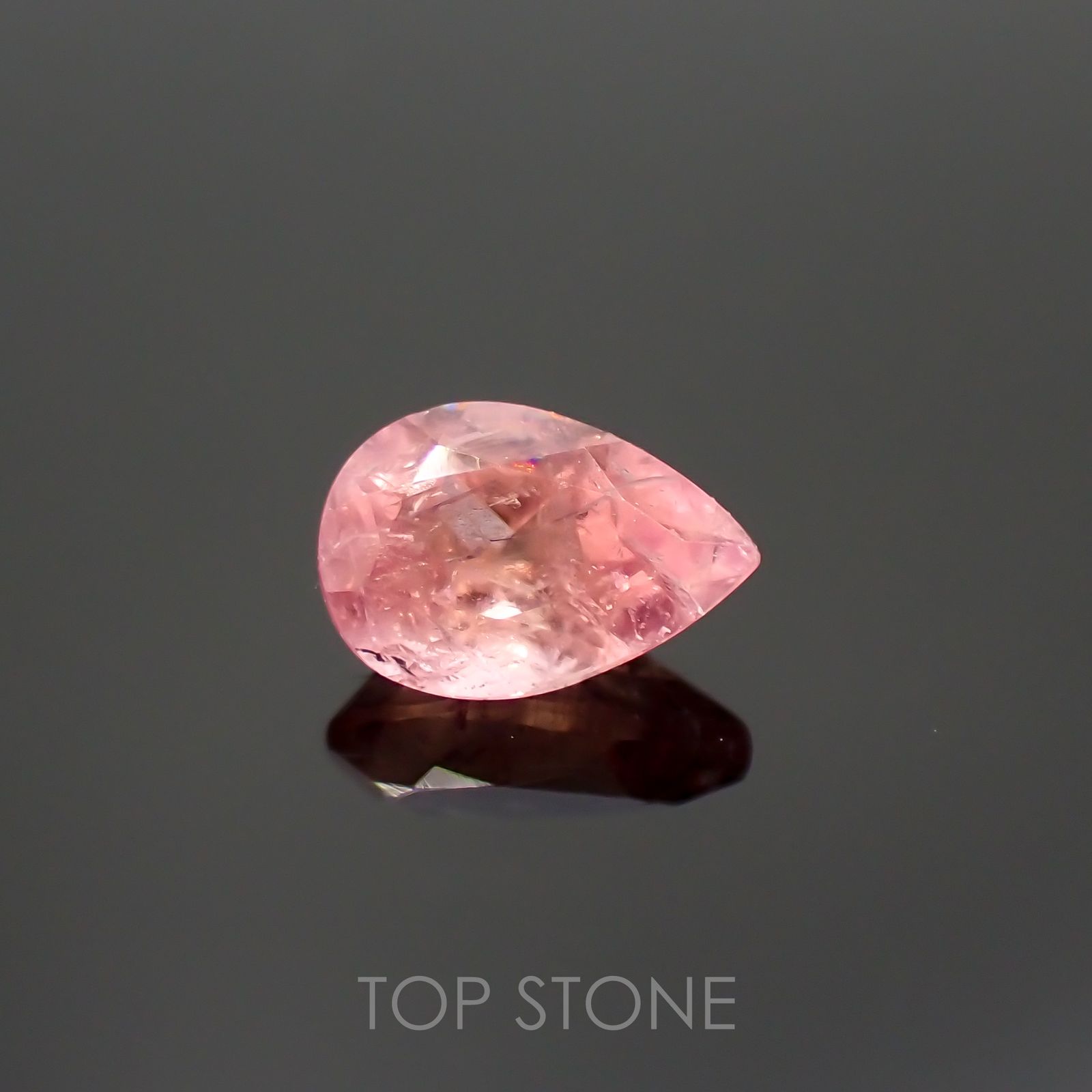 ペツォッタイト(ラズベリル)(宝石名ペツォッタイト)マダガスカル産 0.440ct ソ付(彩珠)[220114340]5.9x4mm前後