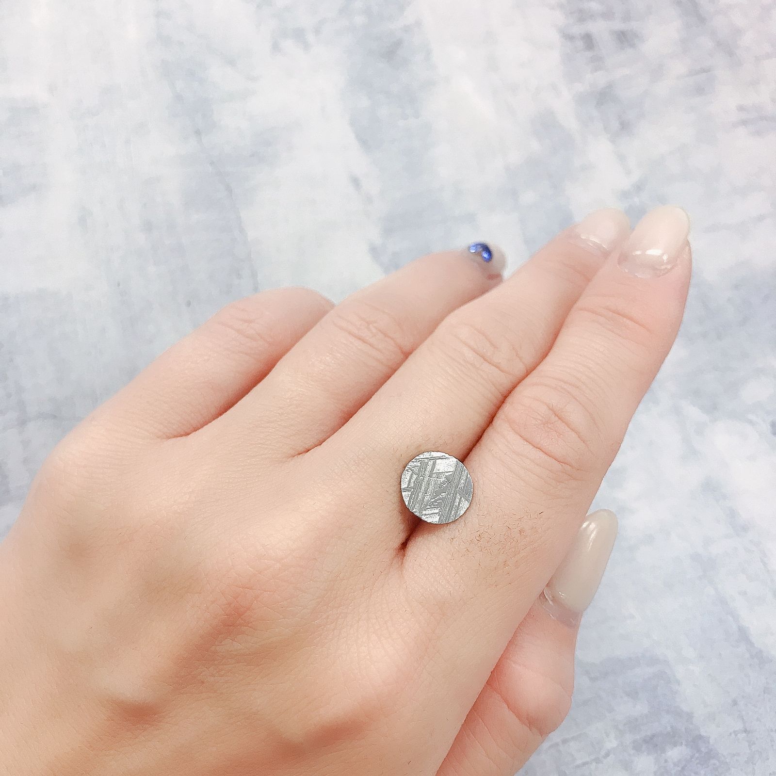 アルタイ隕石 発見地：中国 1.48ct[220616128]10x9.9mm前後