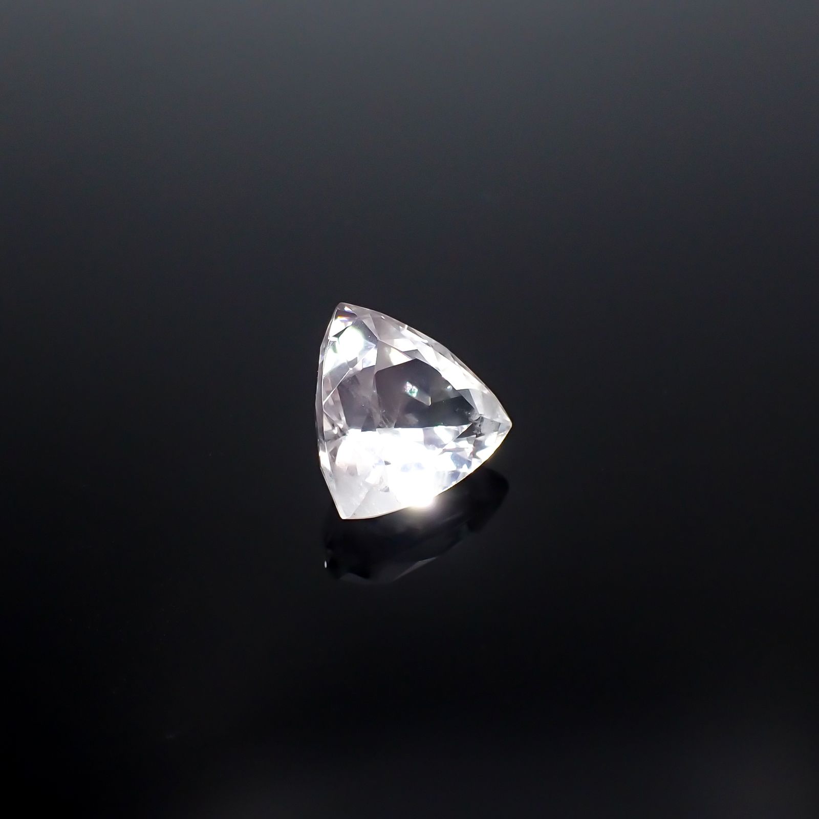 ピンクエンジェルラダー マダガスカル産 2.96ct[240125424]9.7x9.8mm前後