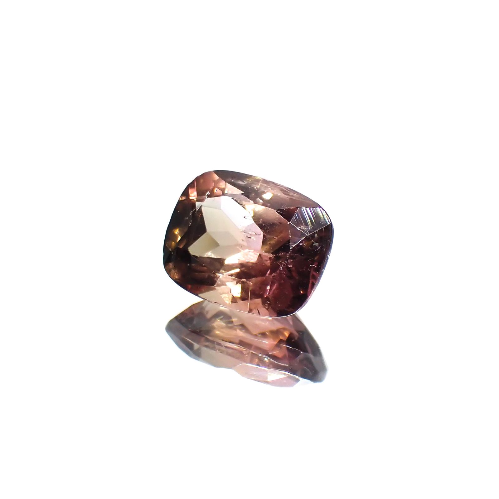 バイカラートルマリン(宝石名トルマリン)コンゴ産 1.82ct 識別済[250114992]8.3x6.6mm前後