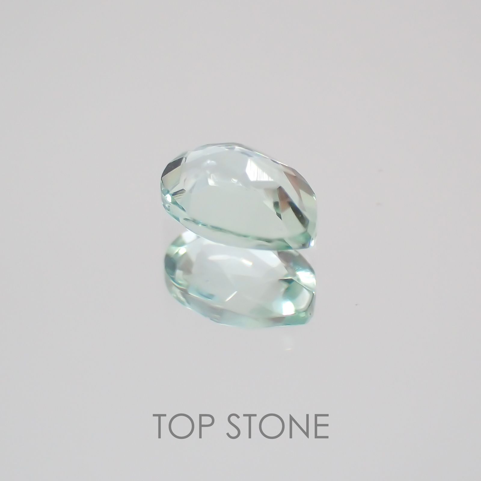 ミントベリル(宝石名グリーン・ベリル) ブラジル産 0.15ct 識別済[21059715]4.2×3.1mm前後