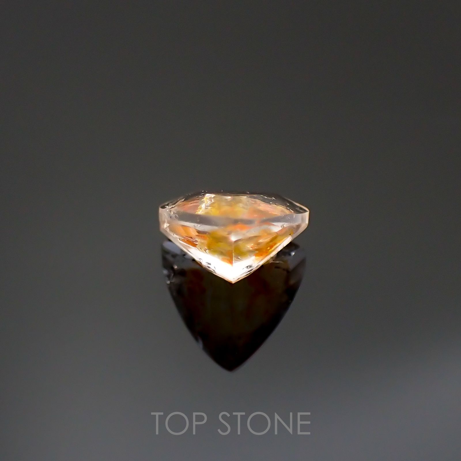 オーロラクォーツ ブラジル・ミナスジェライス産 1.15ct[220114379]7.1x7.4mm前後