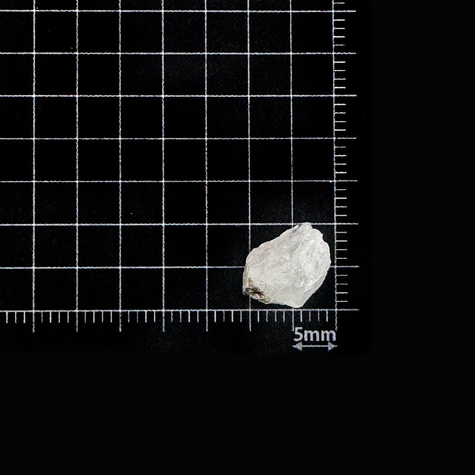 フェナカイト 原石 ロシア産 3.26ct [250730801]10.5x9.6mm前後