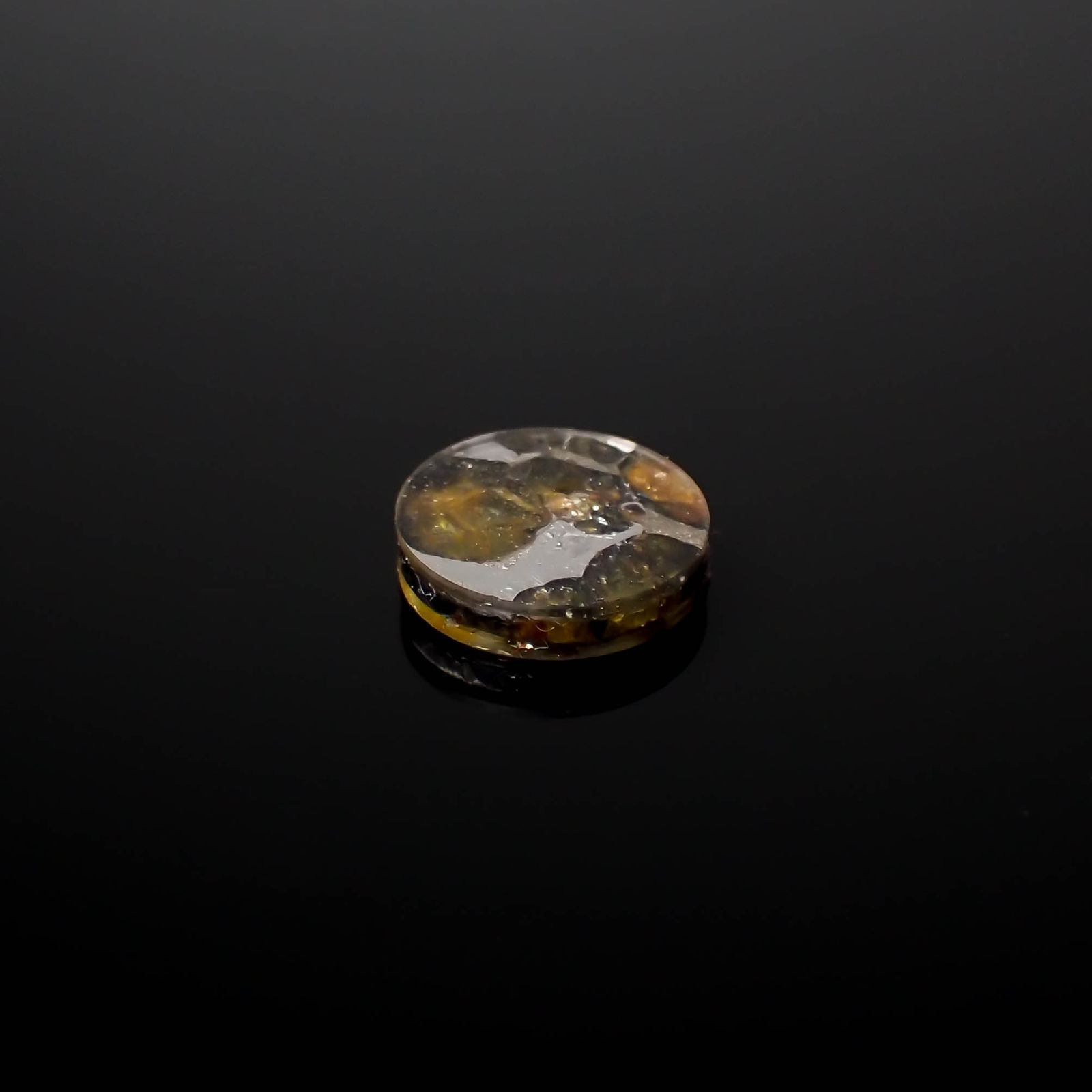 パラサイト隕石Sericho トリプレット 発見地:ケニア 3.88ct[240125719]12.1x12.1mm前後