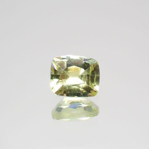 クリソベリル(宝石名クリソベリル)マダガスカル産 0.48ct 識別済[220114497]4.6x3.9mm前後