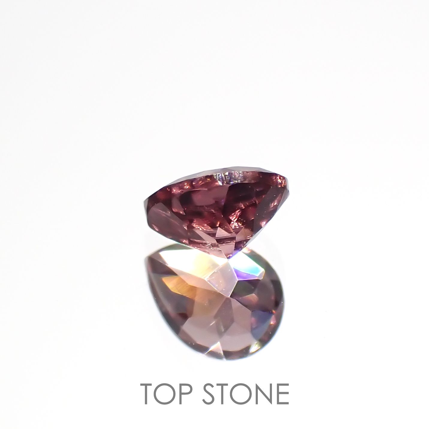 ピンクジルコン(宝石名ジルコン)スリランカ/カンボジア産 0.50ct 識別済[221018489]5.1x3.9mm前後