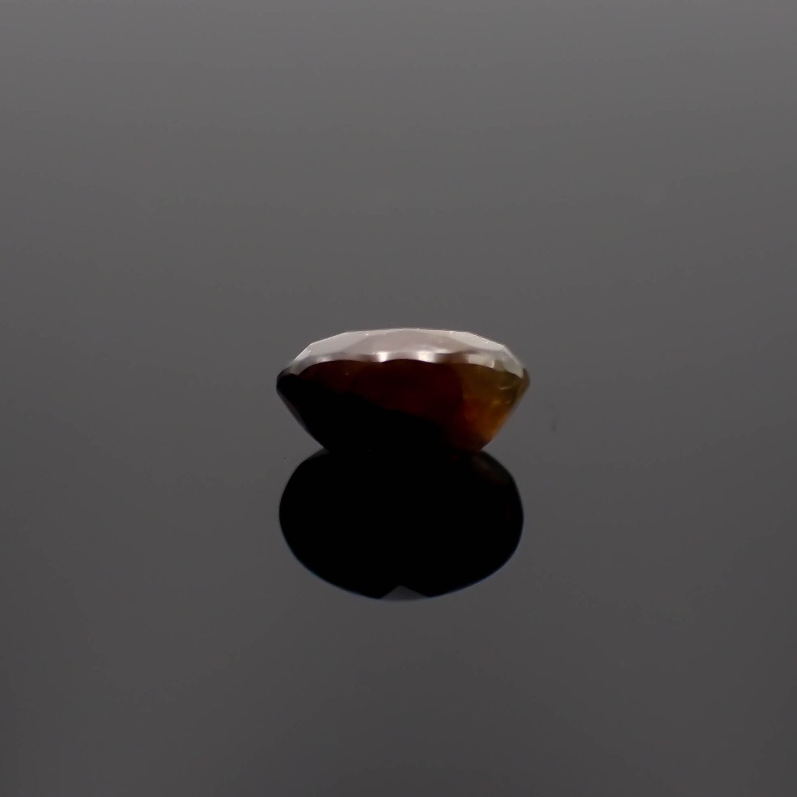 ゴールドシーンサファイア非加熱 ケニア産 2.09ct[230321326]8.2x5.9mm前後