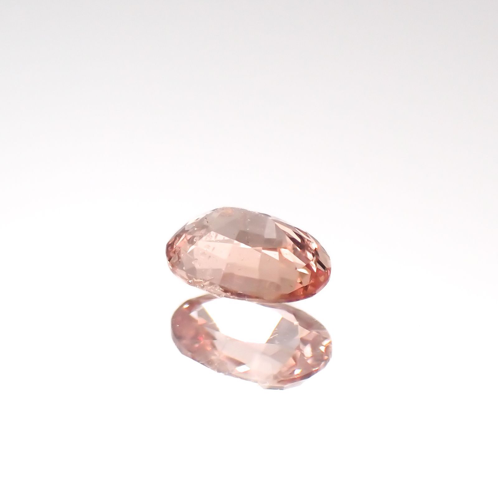 パパラチャサファイア(宝石名サファイア/別名パパラチャ・サファイア)スリランカ産 0.117ct ソ付(日独)[221219636]3.57x2.52mm前後
