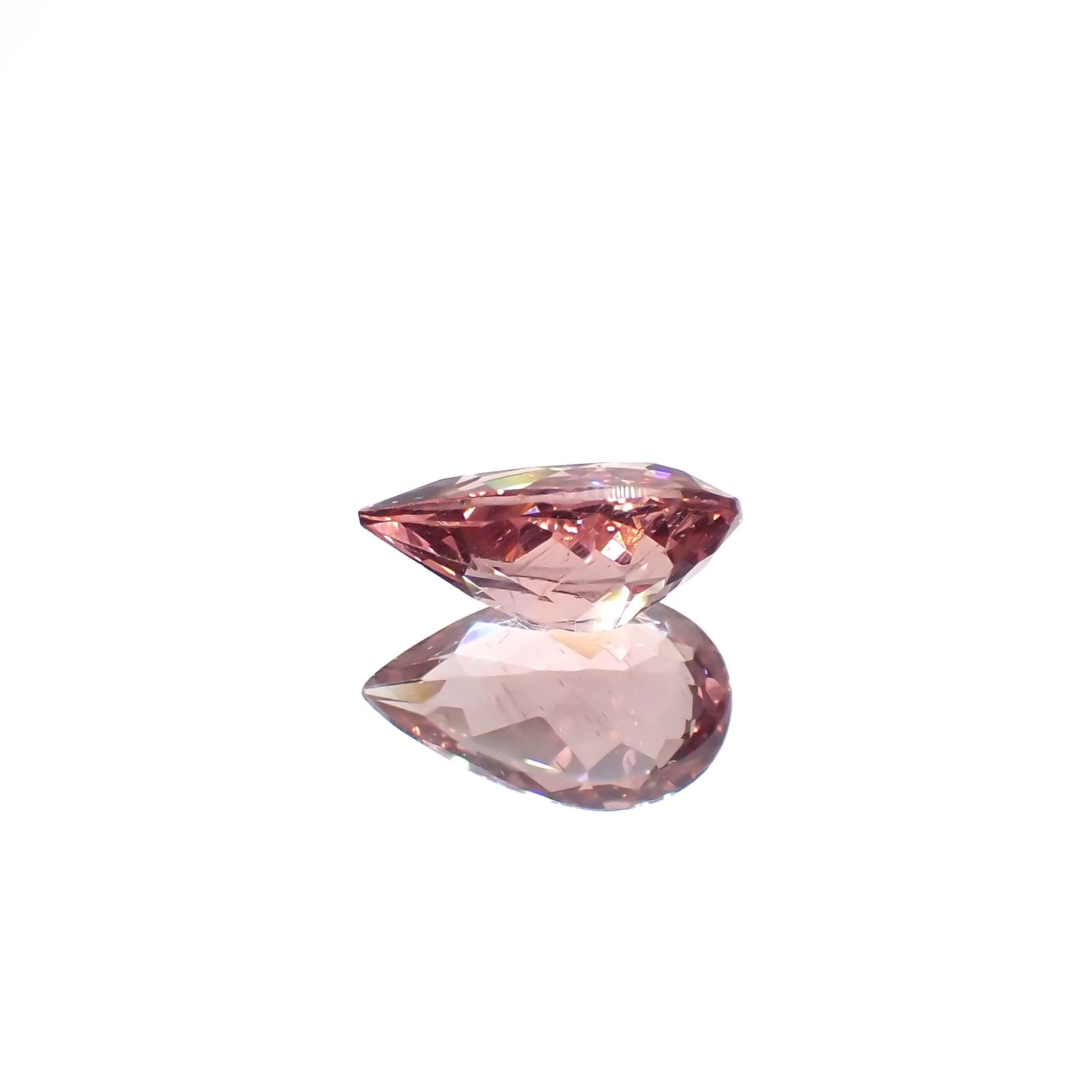 ピンクアパタイト(宝石名ピンク・アパタイト)ブラジル産 1.31ct 識別済[231224689]9.3x5.7mm前後