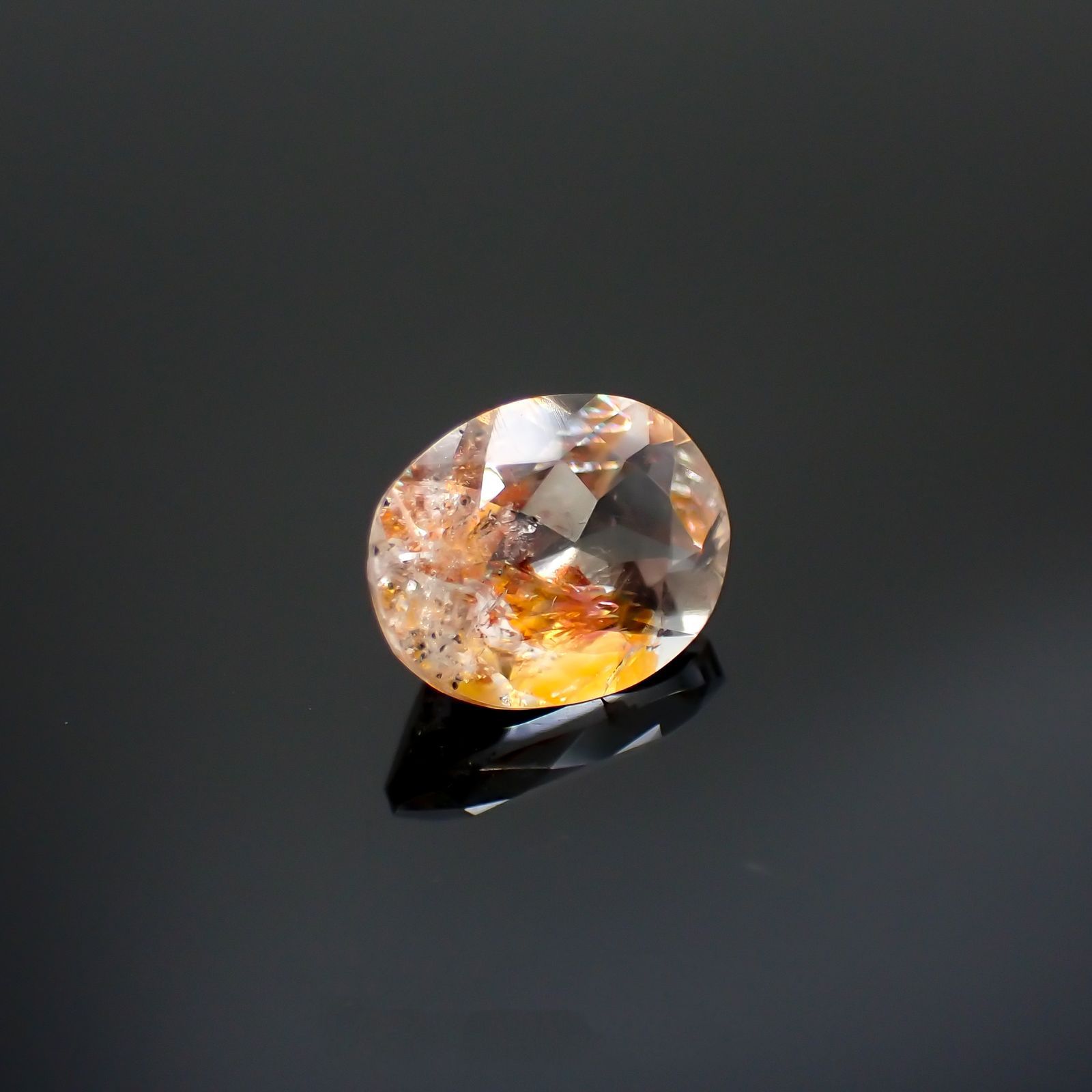 オーロラクォーツ ブラジル・ミナスジェライス産 1.73ct[220114362]8.8x7mm前後