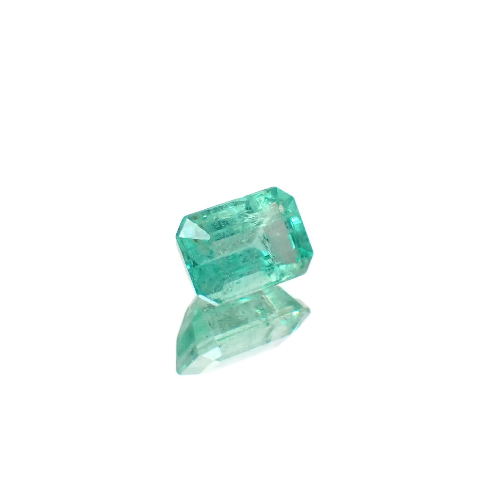 エメラルド ザンビア産 0.61ct [250430229]5.9x3.9mm前後