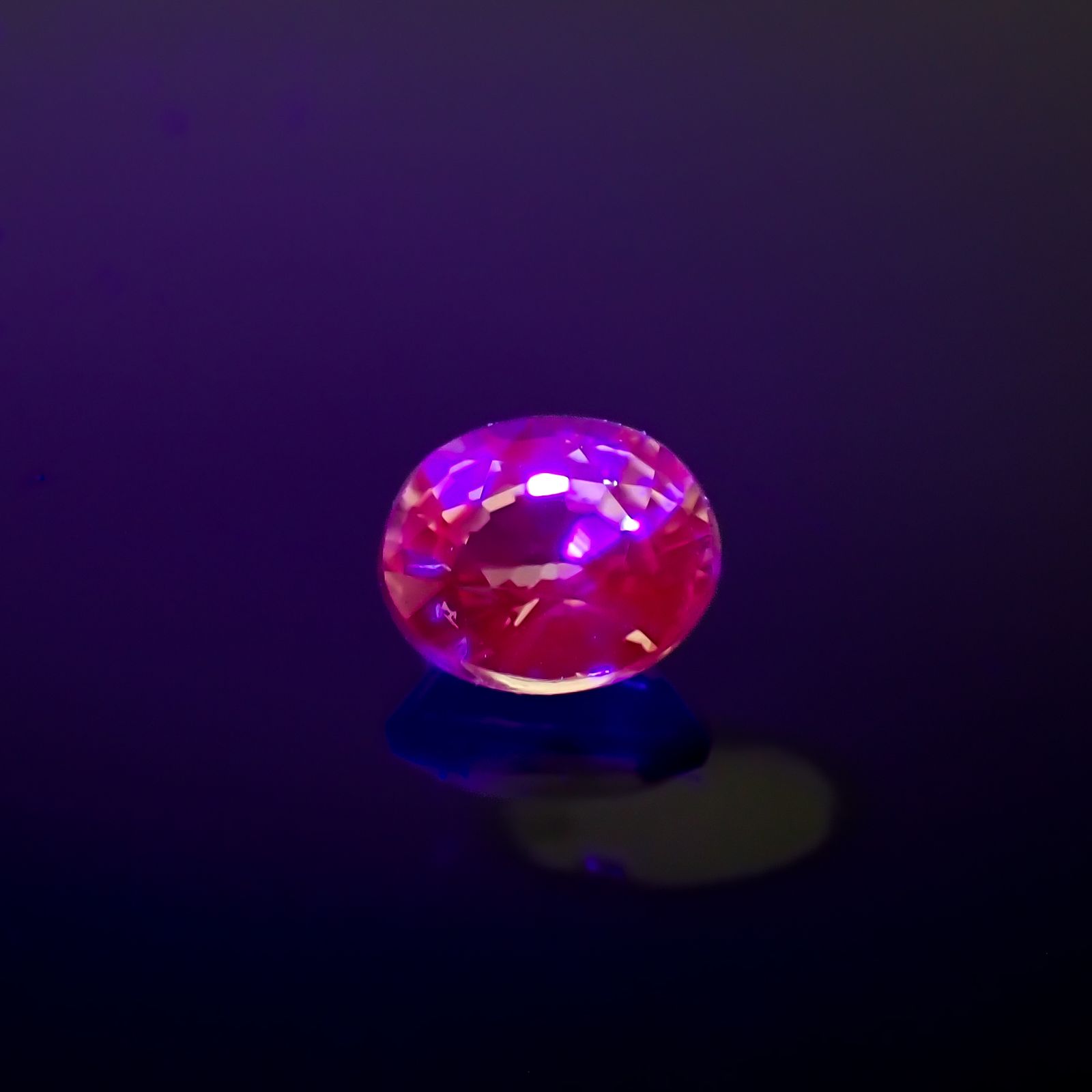 アレキサンドライト(宝石名アレキサンドライト)タンザニア産 0.33ct 識別済[230321352]4.1x3.5mm前後