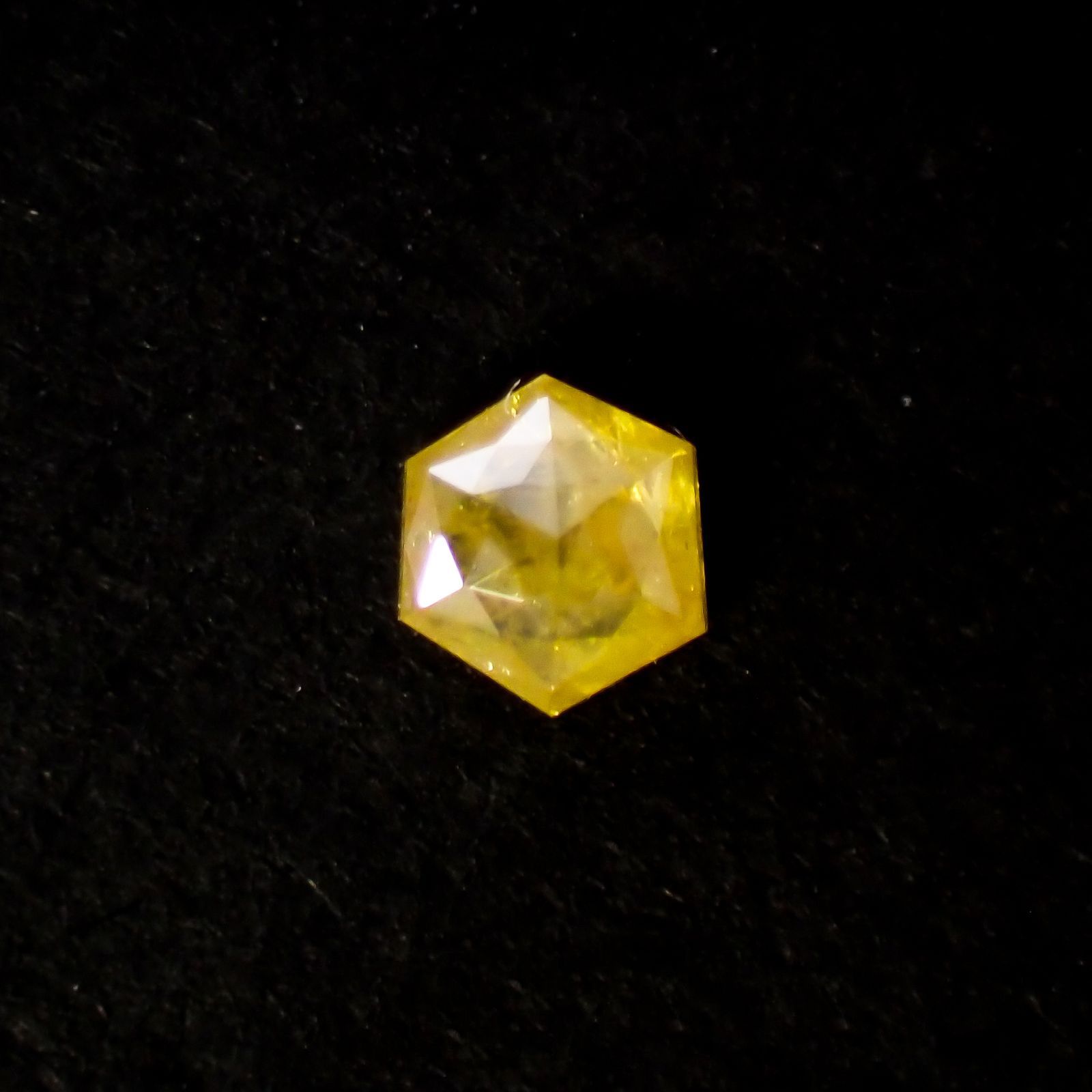 ◇ヘキサゴンアンティークカット◇イエローダイヤモンド ルース 0.07ct[210611065]2.5×2.4mm前後