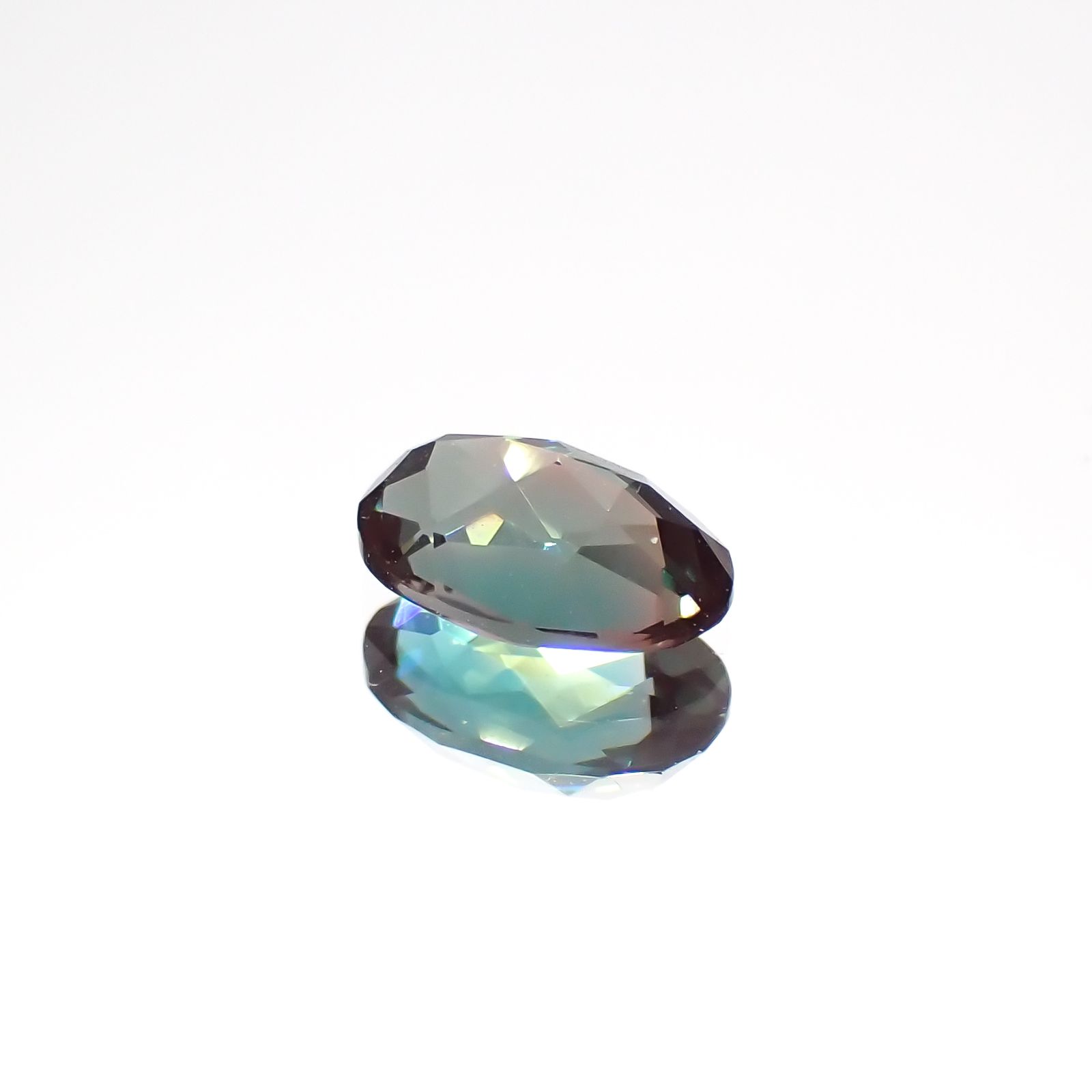 カラーチェンジアンデシン モンゴル産 0.39ct[230421473]5.8x3.9mm前後