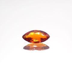 クリノヒューマイト(宝石名クリノヒューマイト)パキスタン産 0.55ct 識別済[220115580]7.9x4mm前後