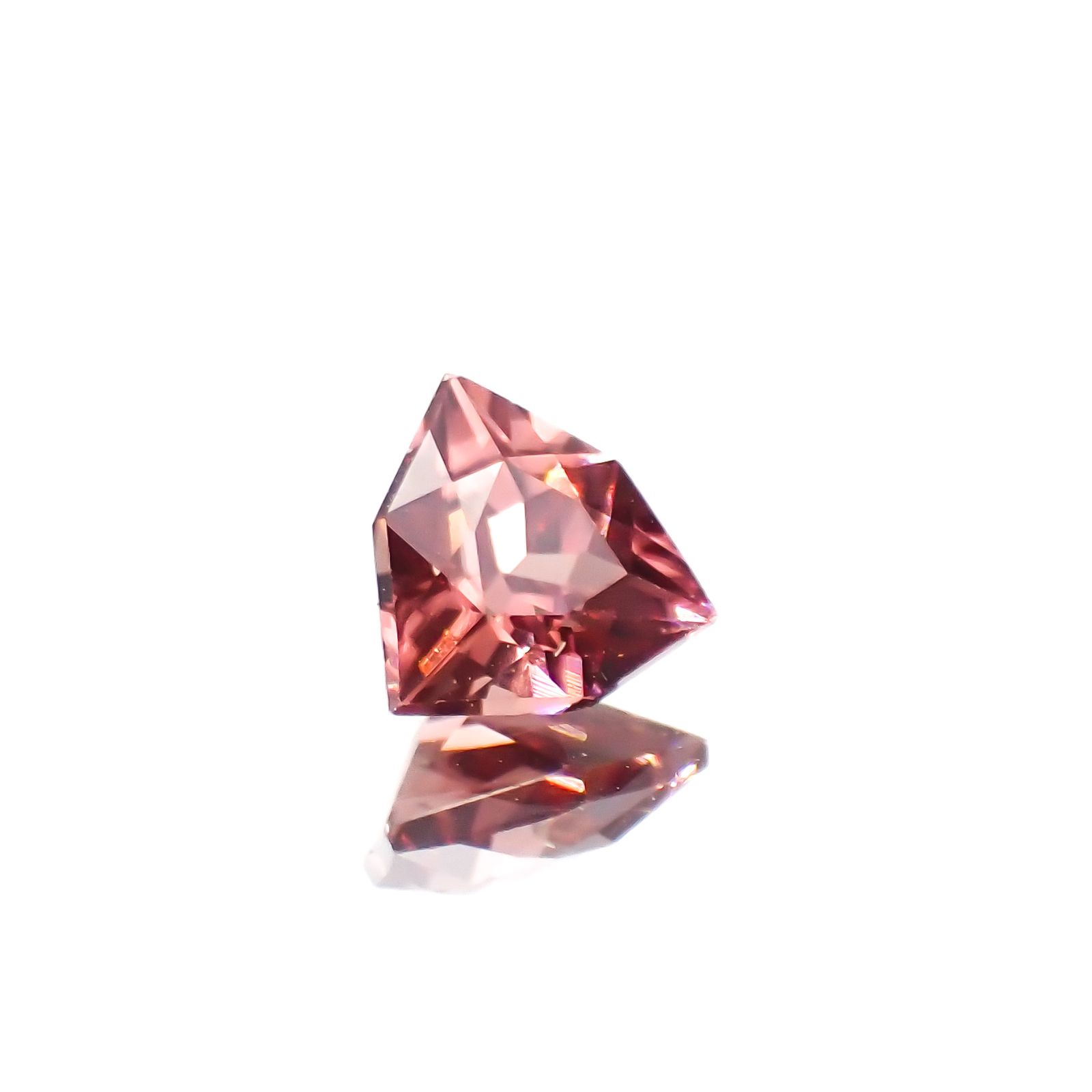 ◇カスタムカット◇ピンクジルコン スリランカ/カンボジア産 0.78ct[230421821]5.5x5.6mm前後