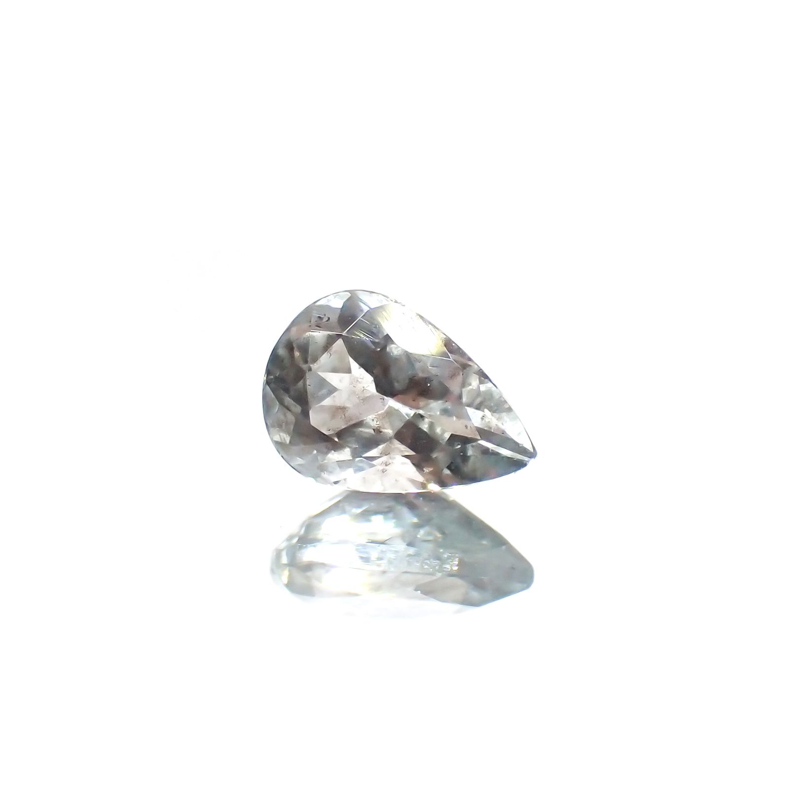 アベンチュリンアクアマリン ナイジェリア産 0.64ct [250114460]6.9x4.8mm前後