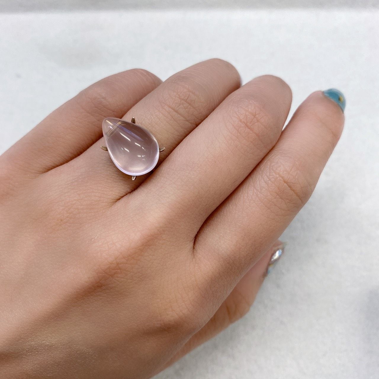 スターローズクォーツ マダガスカル産 ルース 7.49ct[201812808]15.9×11.3mm前後