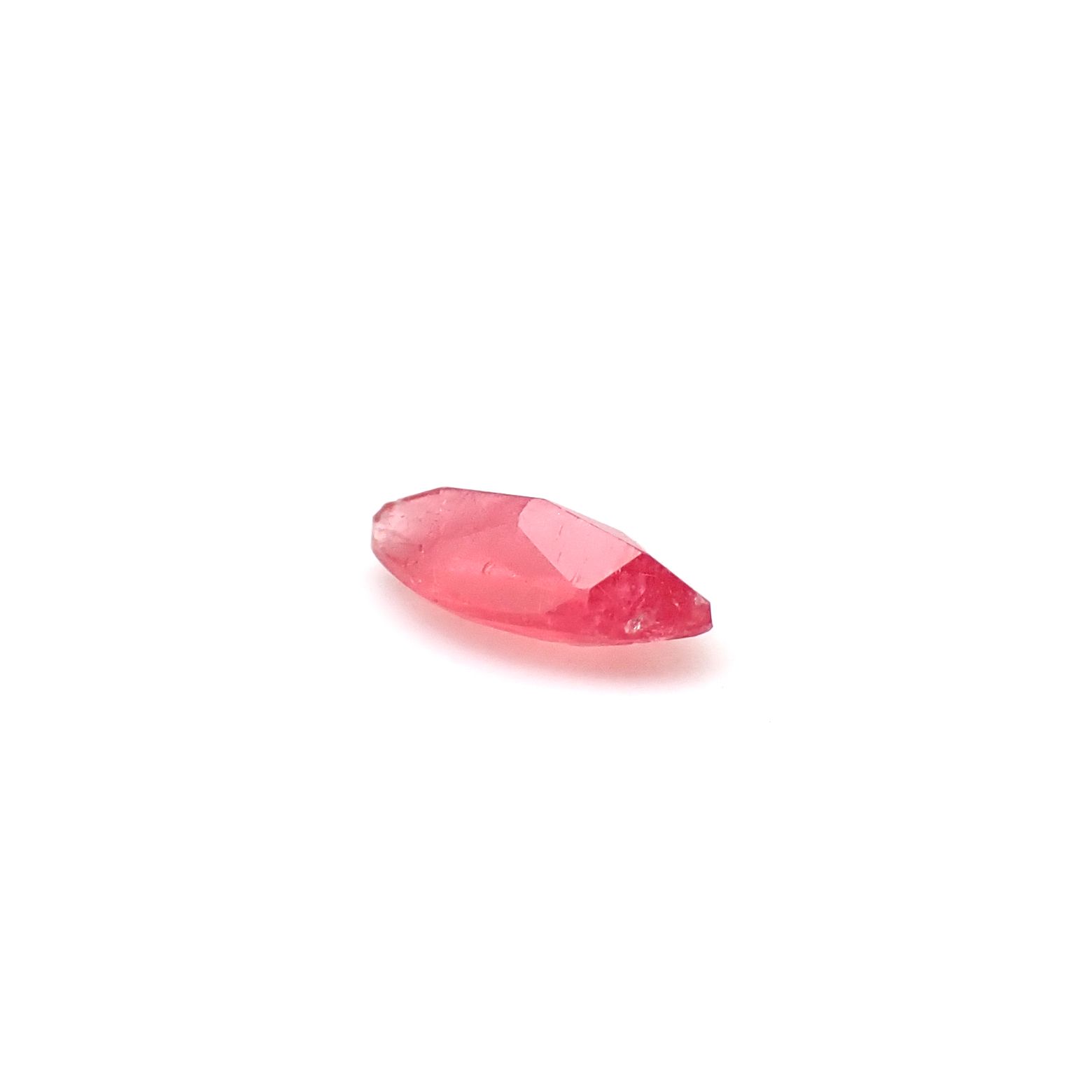 ロードナイト ブラジル産 0.46ct / 7.4x3.5mm前後 [260732652]