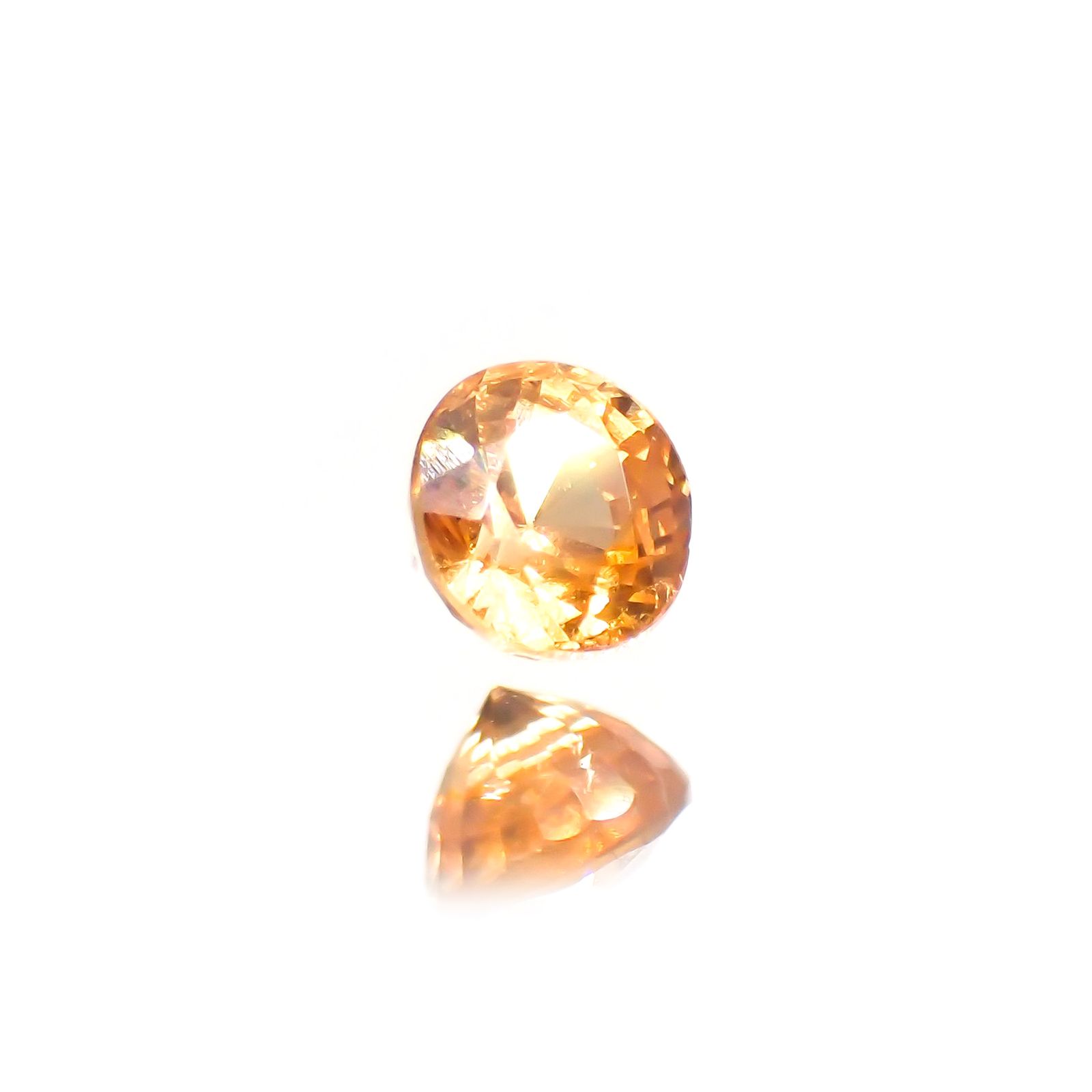 スペサルティンガーネット ケニア産 0.24ct[220114176]3.2x3.2mm前後