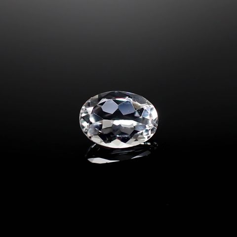 ゴッシェナイト パキスタン・ヒマラヤ産 0.68ct[240527455]7.1x5.2mm前後