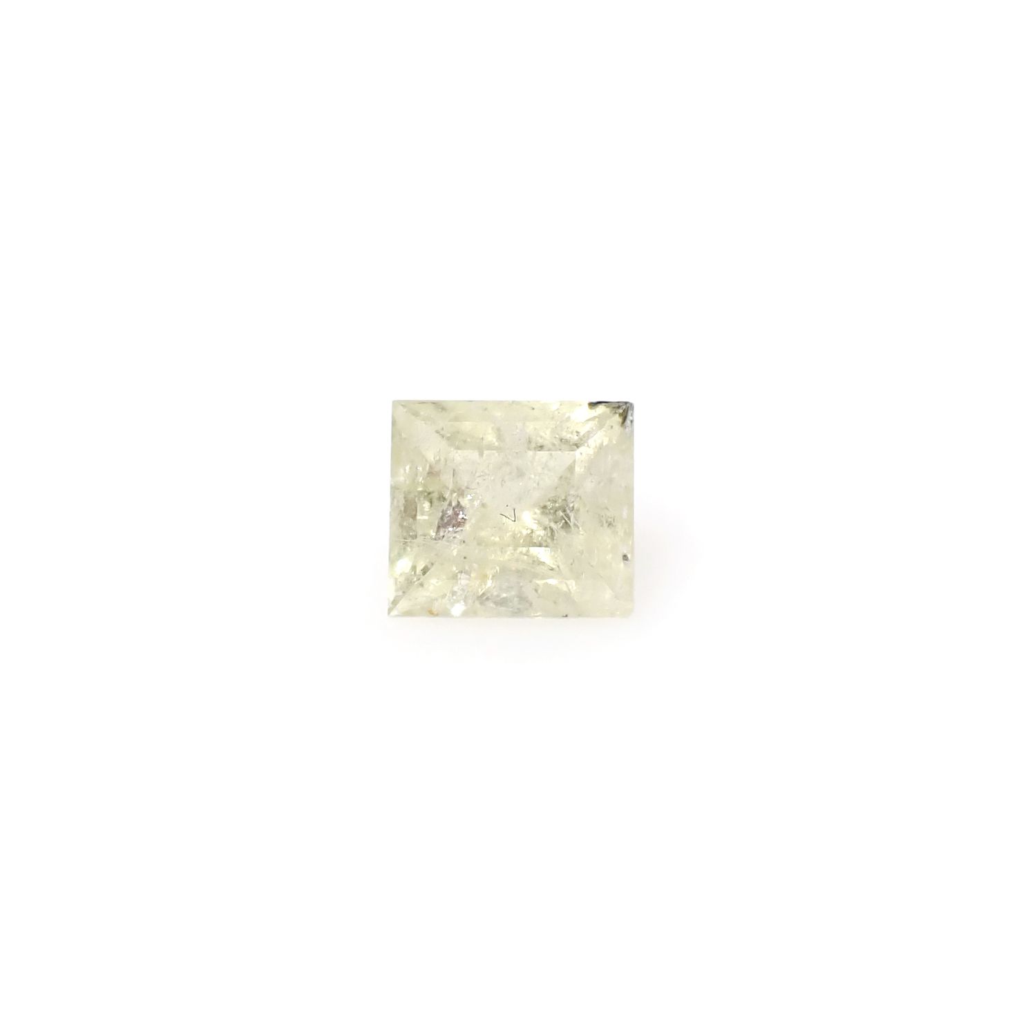 バーバンカイト(宝石名バーバンカイト)ロシア産 0.589ct ソ付(日独)[240929131]4.89x4.42mm前後