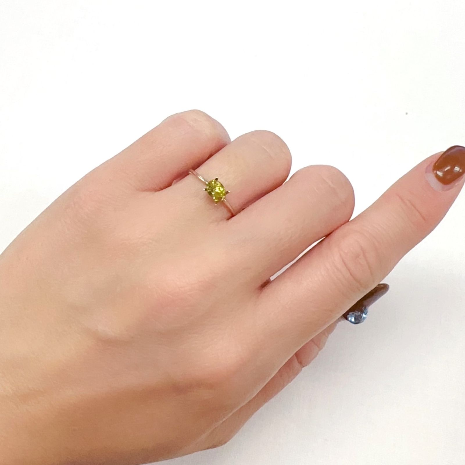 マリガーネット(宝石名グロッシュラー アンドラダイト・ガーネット)マリ共和国産 0.69ct 識別済[231124327]5.7x4.3mm前後