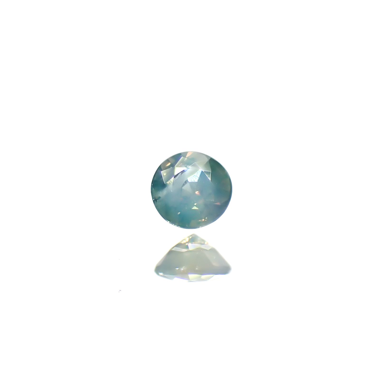 シルキーアレキサンドライト ブラジル産/EmeraldMains社製 0.043ct[240527617]2.2x2.2mm前後