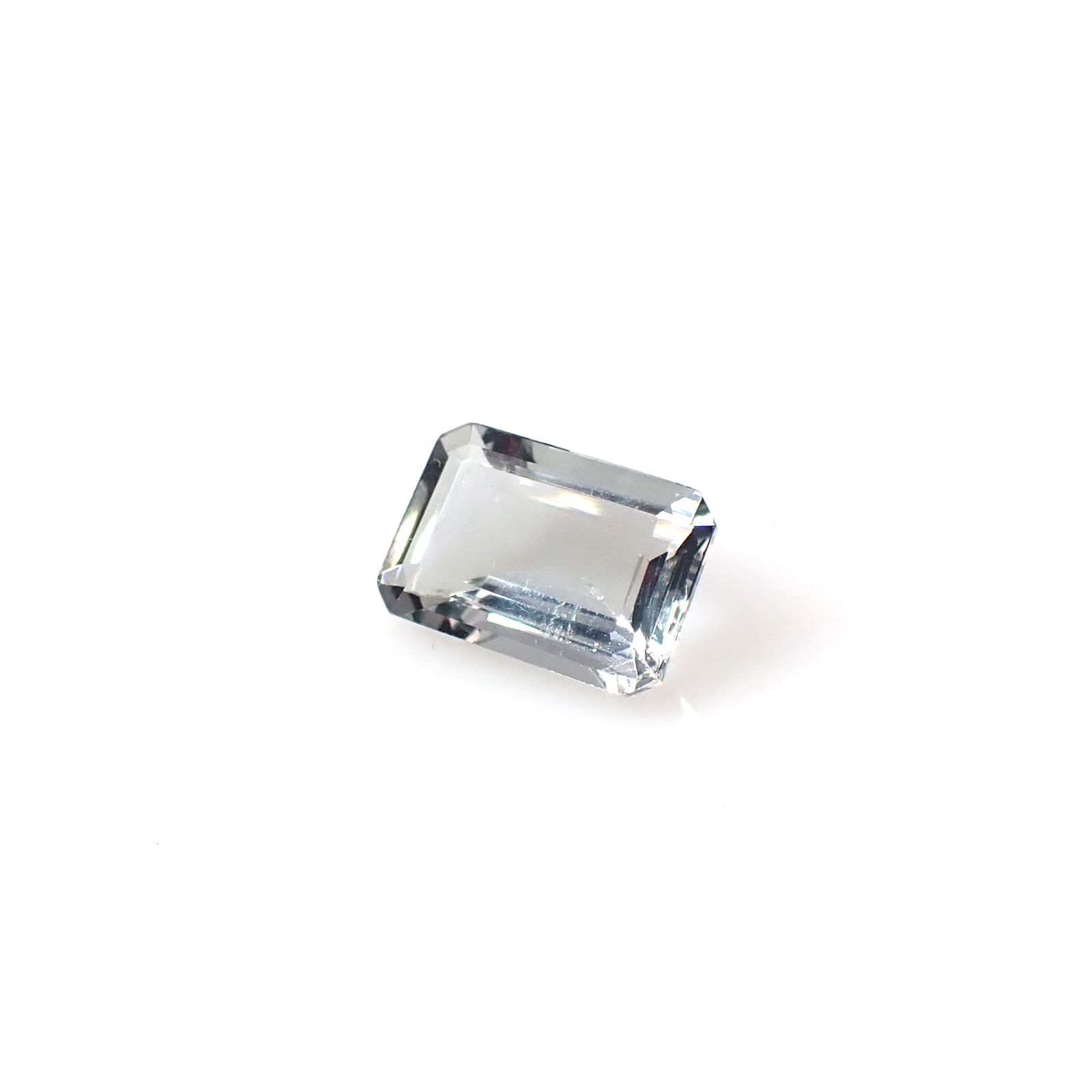 フローライト フルオレッセンス アフガニスタン産 2.65ct [250630524]9.9x6.9mm前後