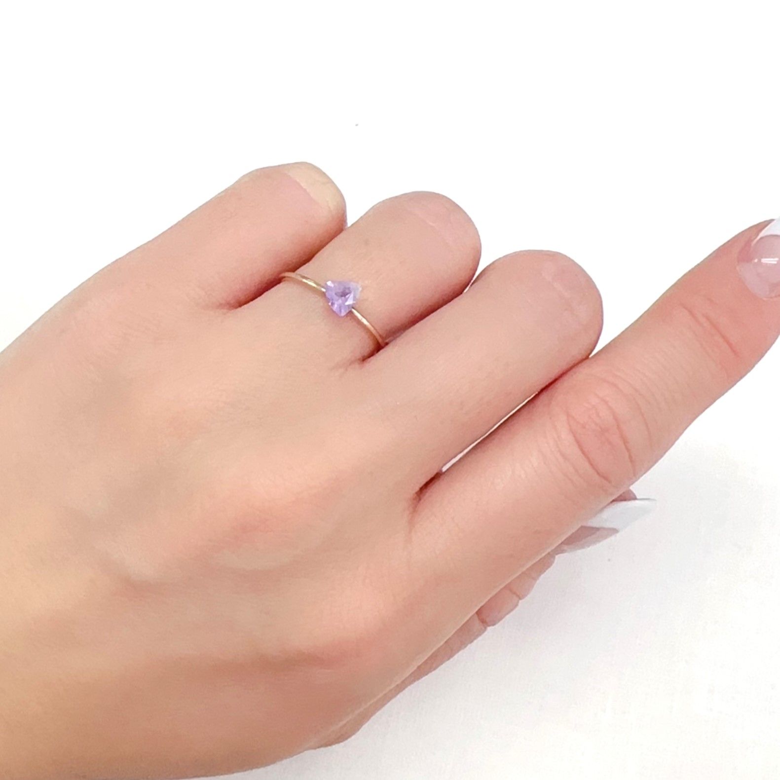 ハックマナイト アフガニスタン産 0.26ct[240125417]4.7x4.9mm前後