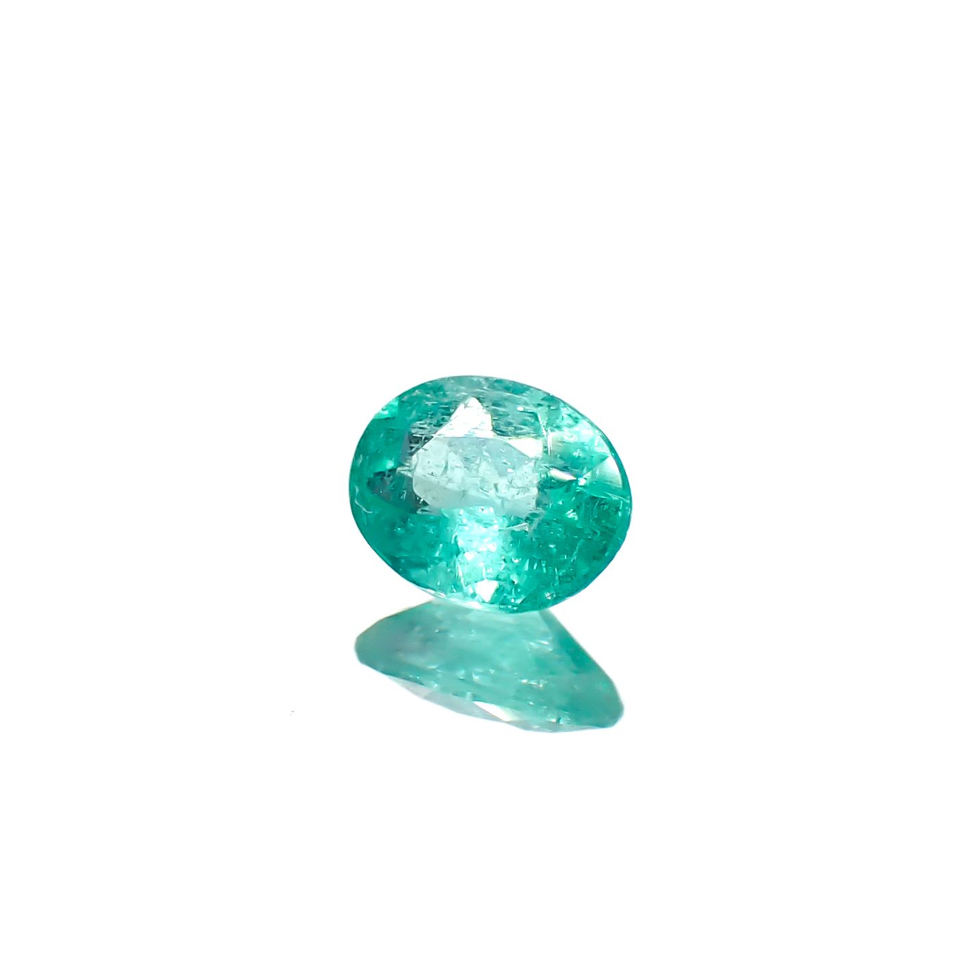 パライバトルマリン ブラジル・パライバ州バターリャ鉱山産 0.17ct[240928739]4.1x3.2mm前後