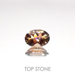 バイカラーアンダリュサイト(宝石名アンダリュサイト)スリランカ/マダガスカル産 0.75ct 識別済[220515702]7.1x5mm前後