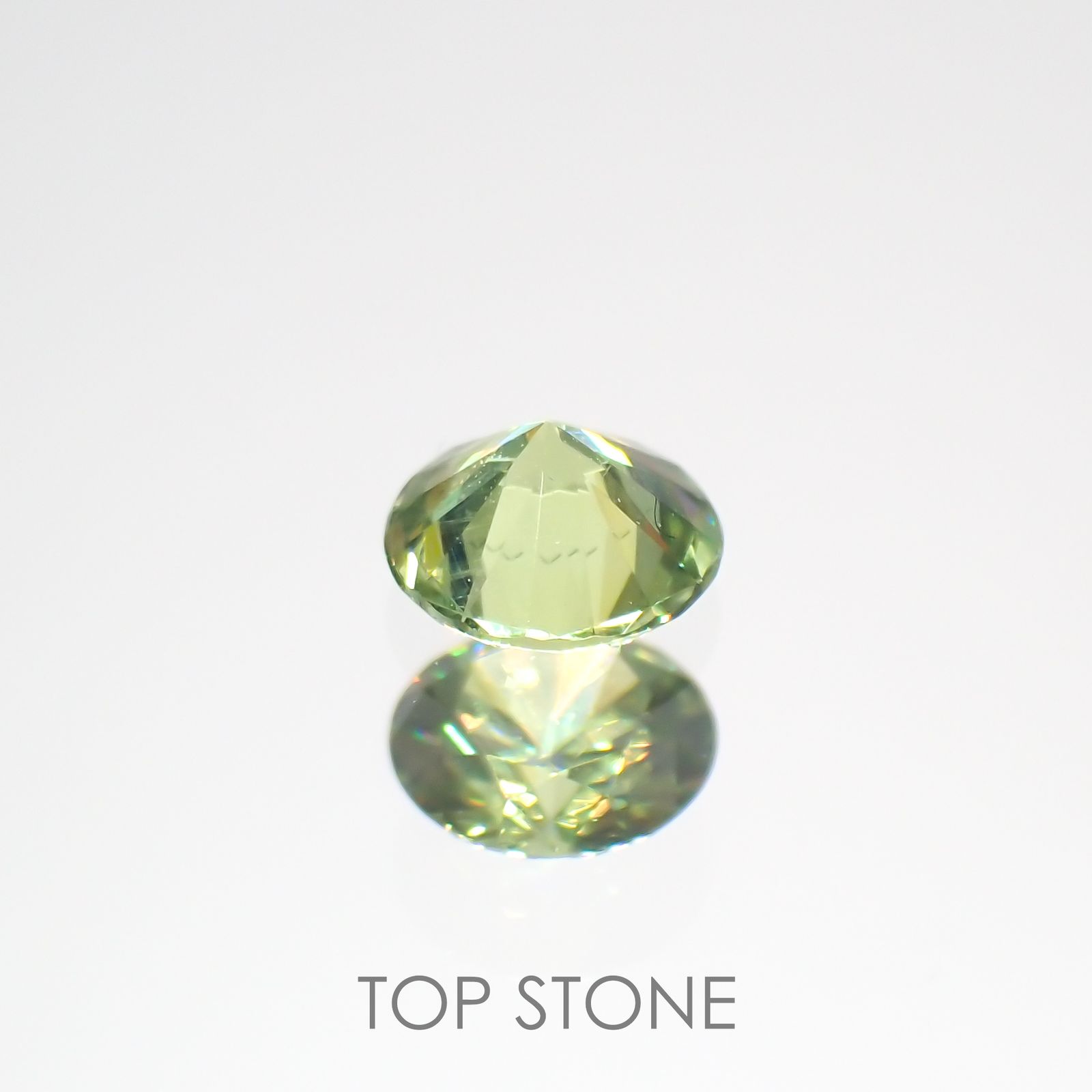 デマントイドガーネット(宝石名デマントイド・ガーネット)ロシア産 0.17ct 識別済[220616478]3.5x3.5mm前後