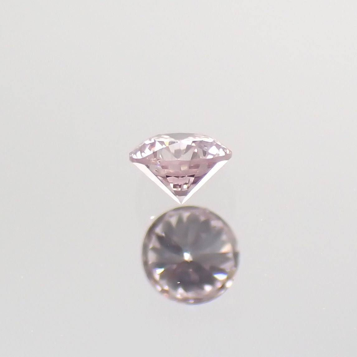 ピンクダイヤモンド(宝石名ダイヤモンド) SI-1 / LIGHT PINK 0.046ct ソ付(CGL)[210812233]2.1×2.2mm前後
