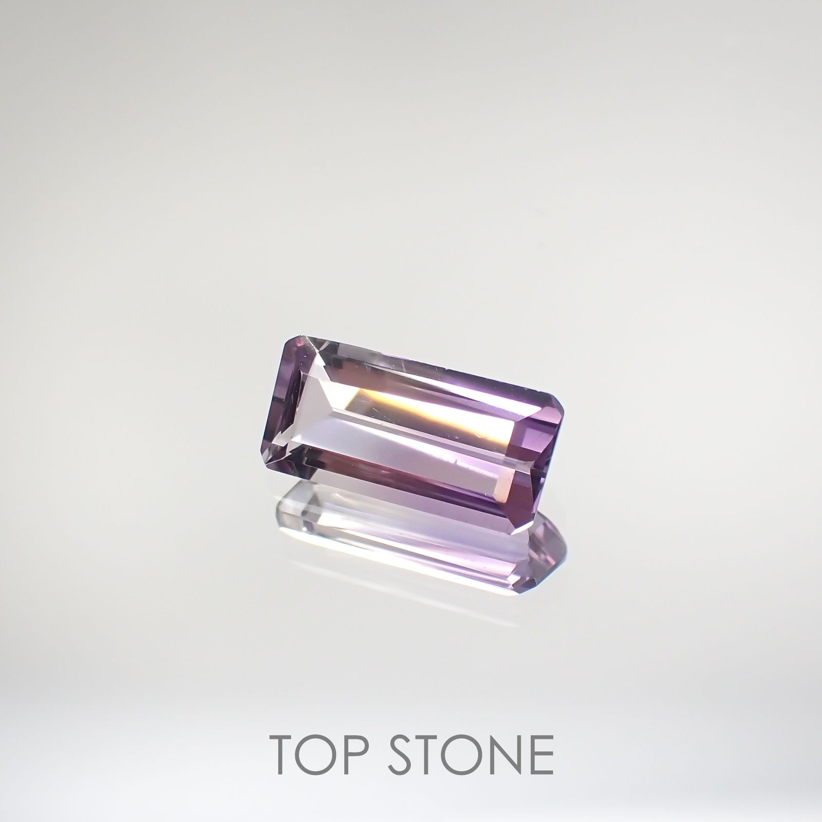 アワーグラスアメジスト モロッコ産 ルース 1.33ct[210912326]10×4.8mm前後