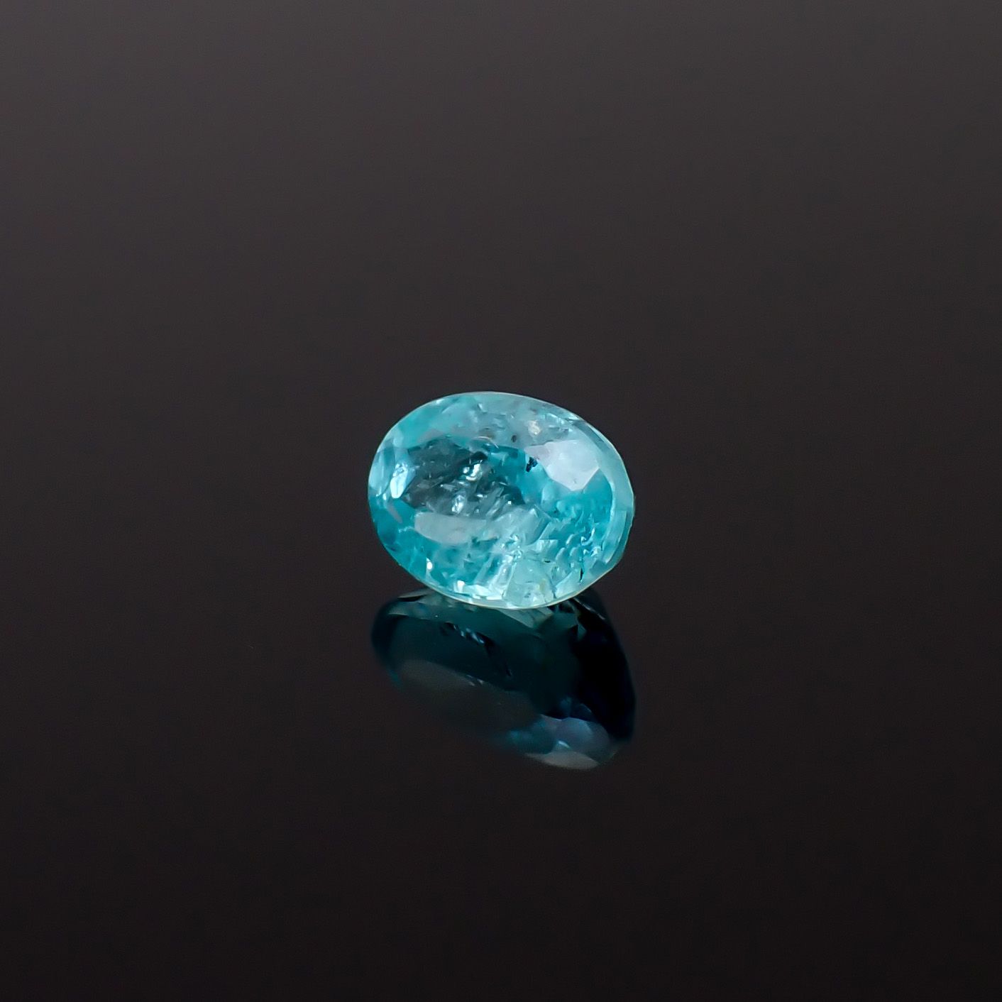 パライバトルマリン(宝石名トルマリン/別名 パライバ・トルマリン)ブラジル産 識別済 0.38ct / 5.2x3.5mm前後 [260932811]