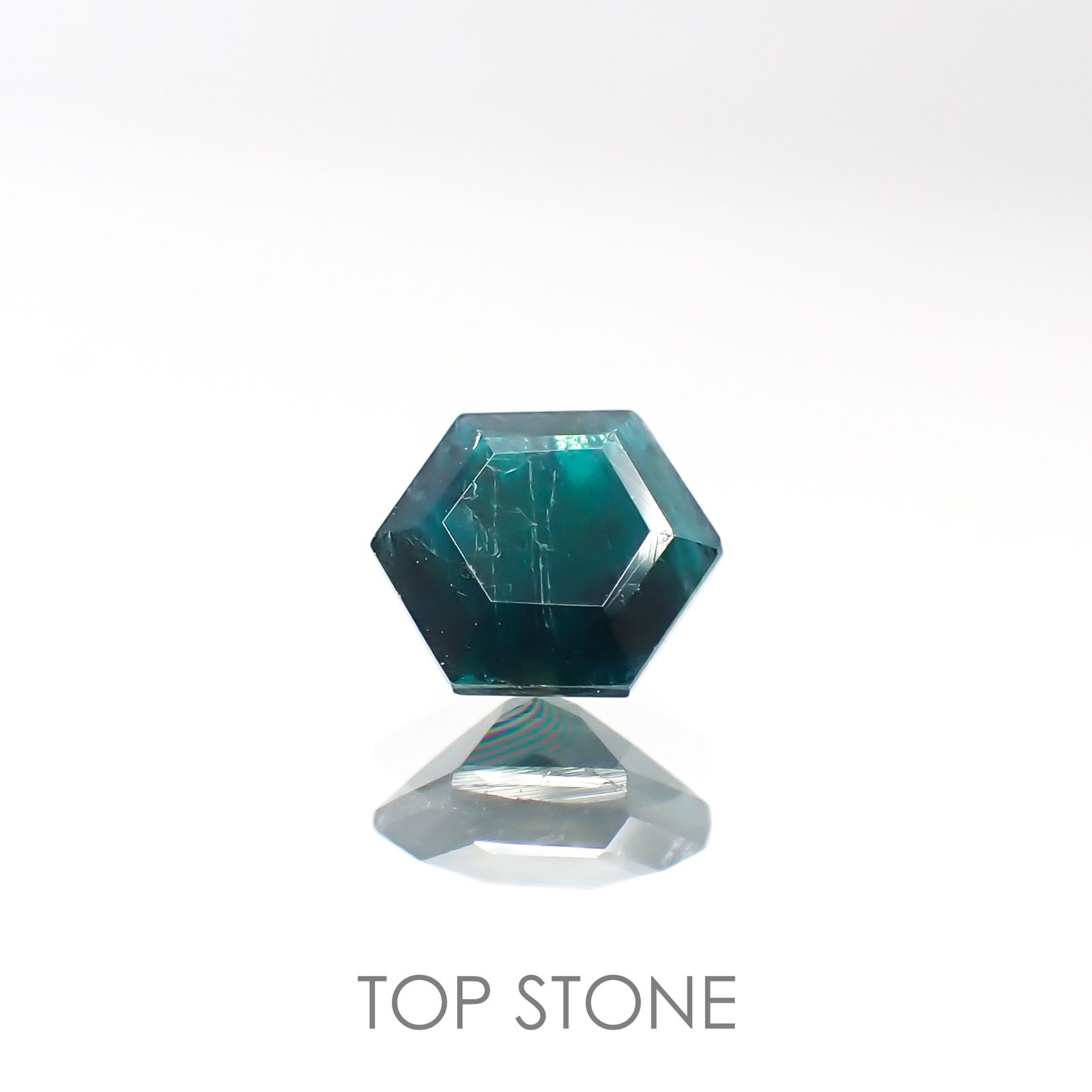 ◇ヘキサゴンカット◇グランディディエライト(宝石名グランディディエライト) マダガスカル産 0.55ct 識別済[210813058]5×5mm前後