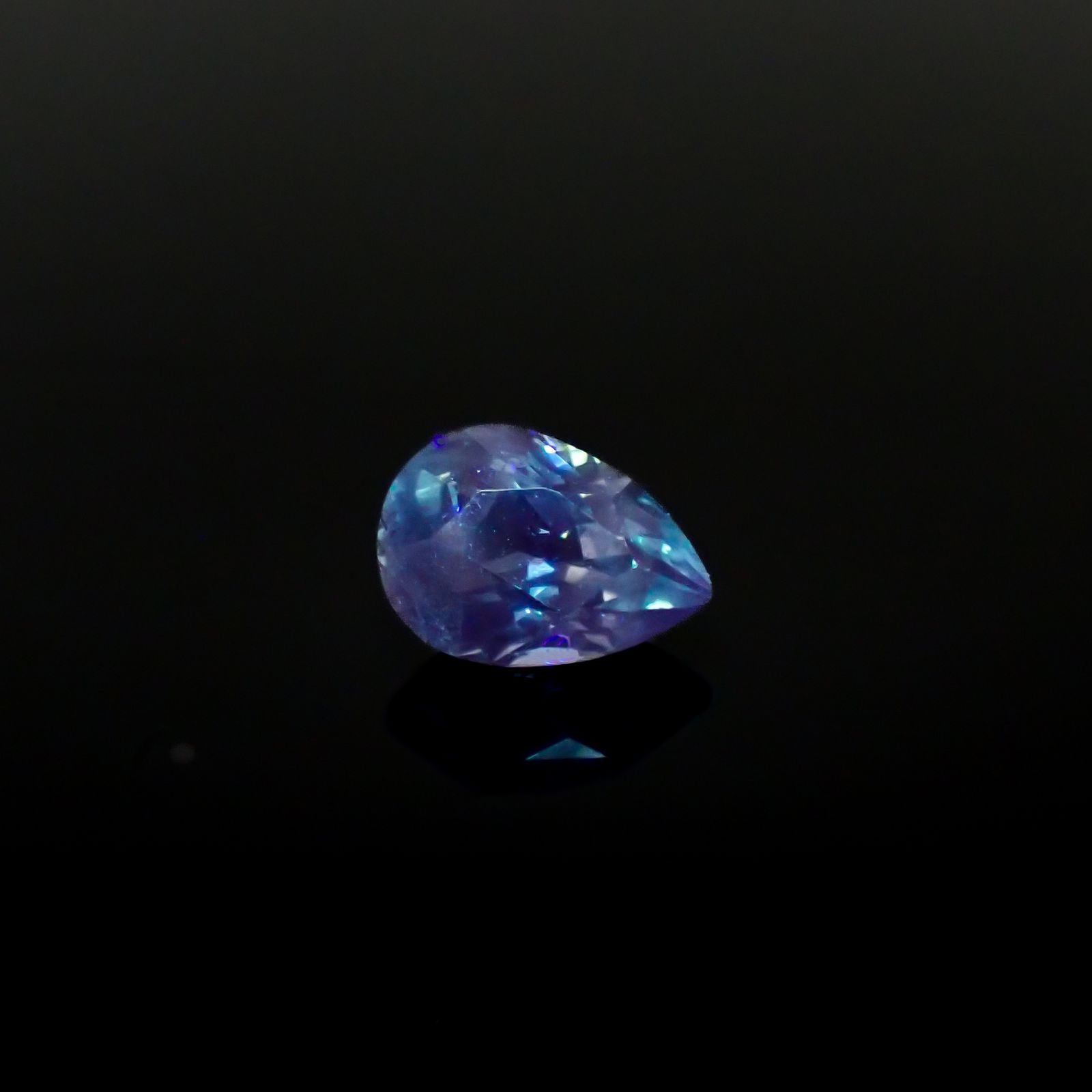 アパタイト フルオレッセンス ジンバブエ産 1.53ct[240929091]8.5x6.1mm前後