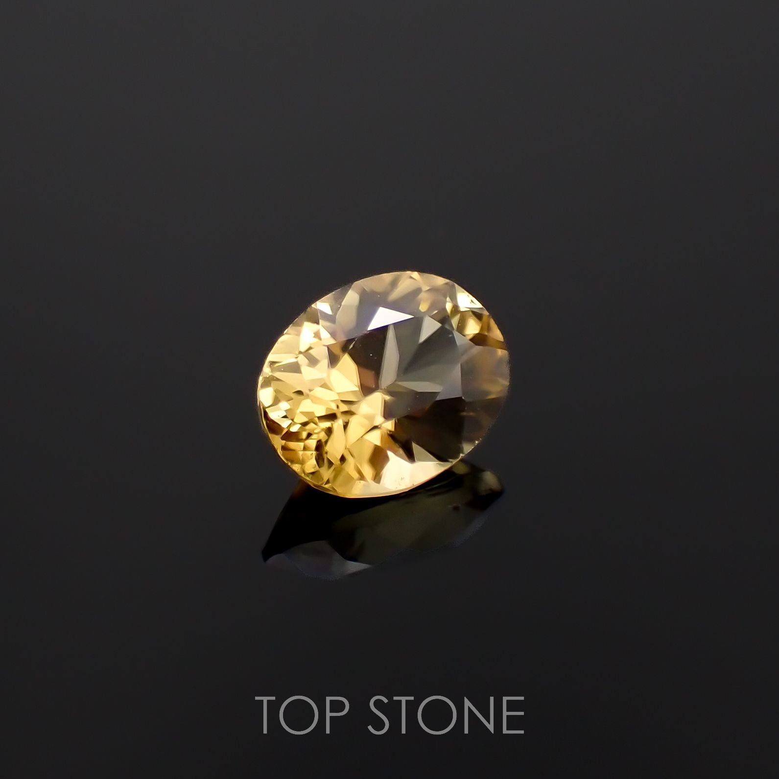シンハライト(宝石名シンハライト)スリランカ産 1.19ct 識別済[221219706]7.4x5.6mm前後