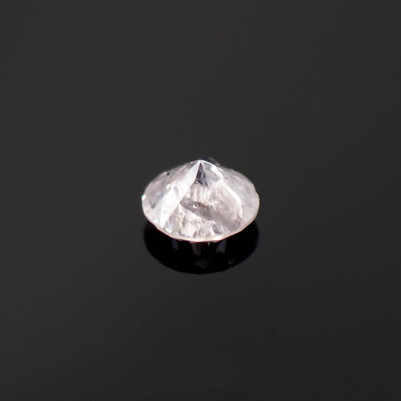 ピンクダイヤモンド(宝石名ダイアモンド I-3/VERY LIGHT PURPLE PINK) 0.065ct ソ付(CGL)[230120141]2.5x2.54mm前後