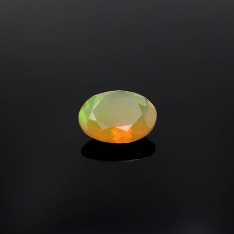 エチオピアオパール(宝石名オパール)エチオピア産 2.26ct 識別済[250521990]12.1x9.2mm前後